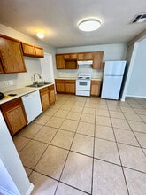 13143 Independence Ave in San Antonio, TX - Building Photo - Building Photo
