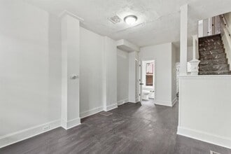 916 May St in Harrisburg, PA - Building Photo - Building Photo