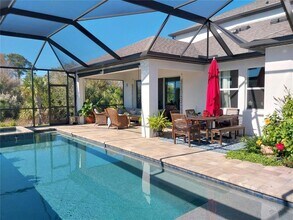 5531 Native Henna Ct in Sarasota, FL - Building Photo - Building Photo