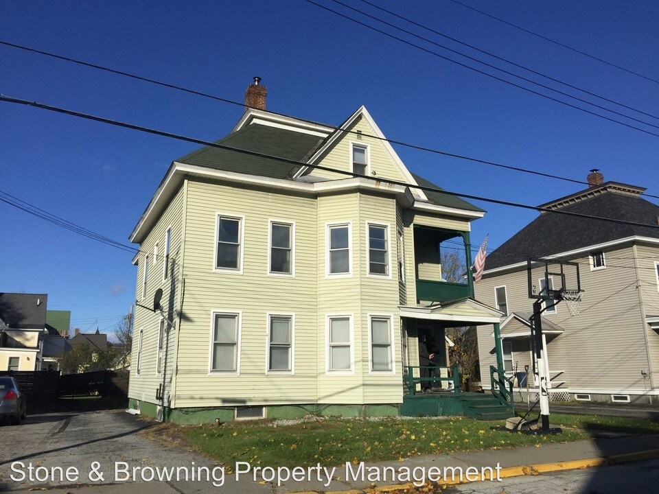 9 College St in Barre, VT - Building Photo