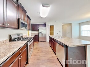 8755 Longnor St in Charlotte, NC - Building Photo - Building Photo