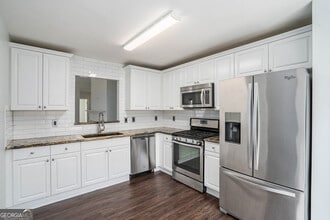 2121 Cumberland Creek Trail SW in Marietta, GA - Building Photo - Building Photo