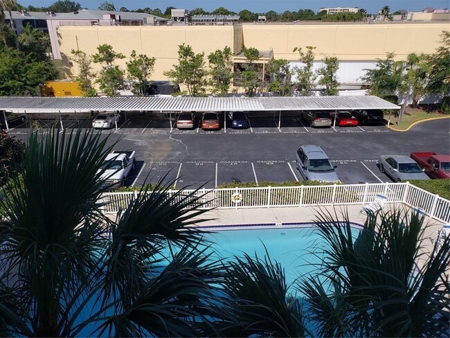 property at 2525 W Bay Dr