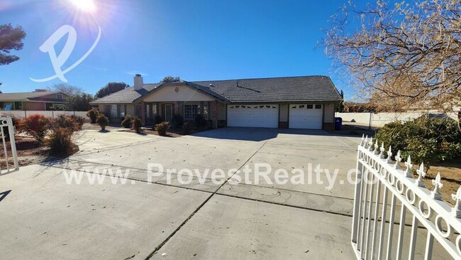 14664 Pamlico Rd in Apple Valley, CA - Building Photo - Building Photo