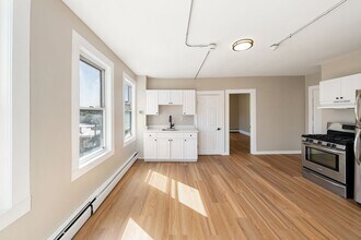50 Common St in Lawrence, MA - Foto de edificio - Building Photo