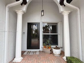 14469 SW 158th Pl in Miami, FL - Building Photo - Building Photo