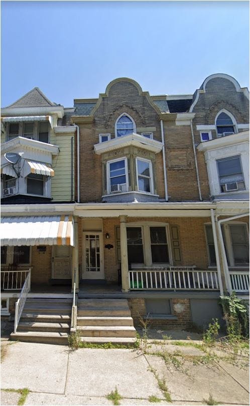 property at 31 S Franklin St