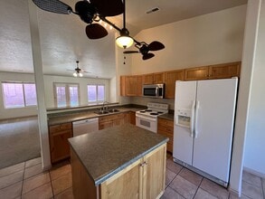 1173 W Snow Canyon Pkwy in Saint George, UT - Building Photo - Building Photo