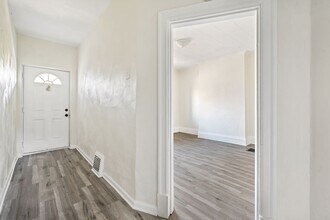 316 Moore Ave in Pittsburgh, PA - Building Photo - Building Photo