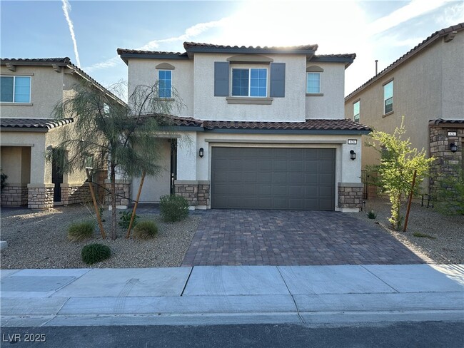 828 Astra Peak St in Henderson, NV - Building Photo - Building Photo