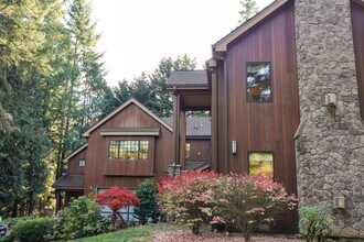 3839-3136 136th Ave NE in Bellevue, WA - Building Photo - Building Photo