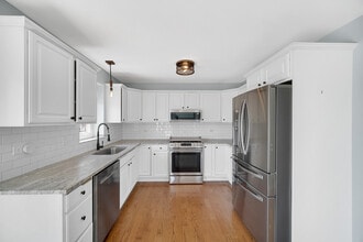 310 Cornwall Cir in Munster, IN - Building Photo - Building Photo