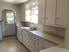 2219 Rockefeller Ave in Everett, WA - Building Photo - Building Photo