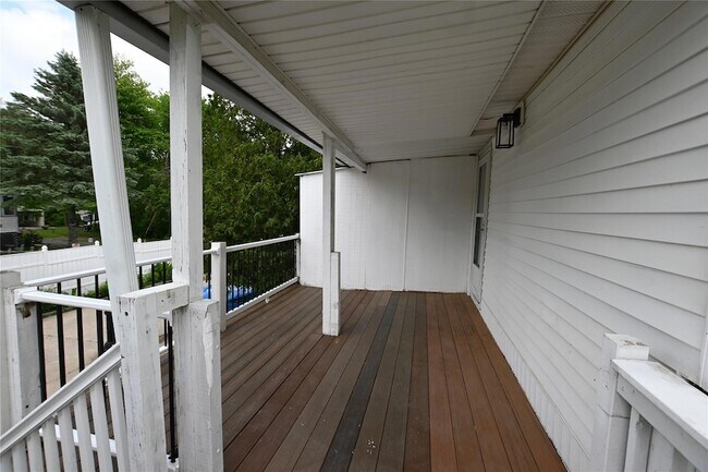 3 Polizzi Dr, Unit 2 in Marlboro, NY - Building Photo - Building Photo