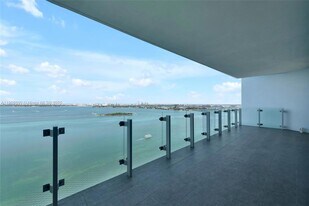 700 NE 26th Terrace, Unit 2603 in Miami, FL - Building Photo
