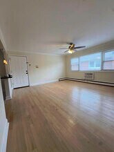 10105 Hartford Ct in Schiller Park, IL - Building Photo - Building Photo