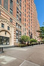465 W 23 St in New York, NY - Building Photo - Building Photo