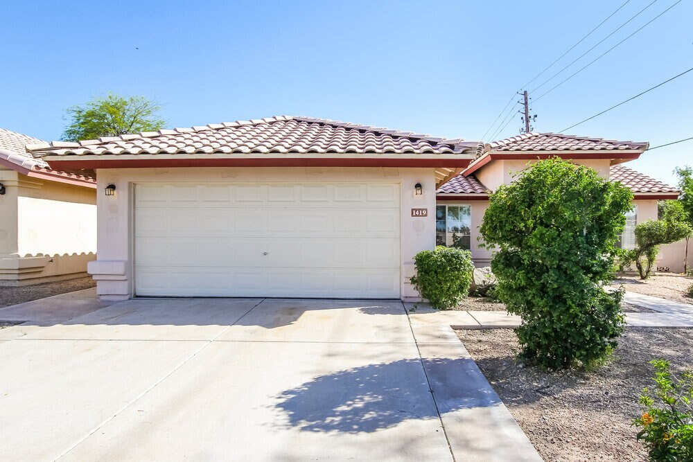 1419 W Villa Theresa Dr in Phoenix, AZ - Building Photo