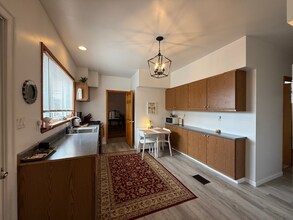 610 Southern Ave in Pittsburgh, PA - Building Photo - Building Photo