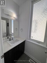 231 Osterley Wy in Ottawa, ON - Building Photo - Building Photo