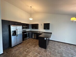 911 30th Ave W in West Fargo, ND - Building Photo - Building Photo