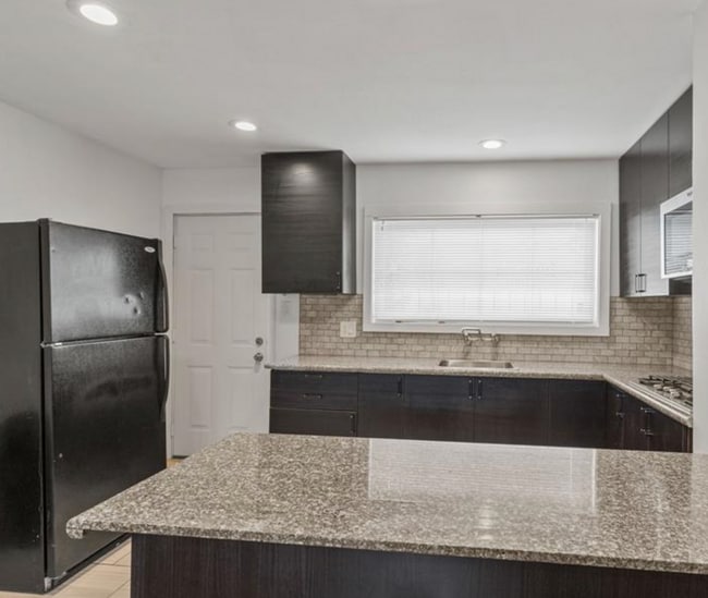 property at 4817 Griggs Rd