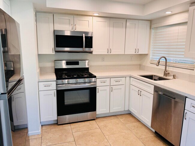 property at 75245 Vista Corona