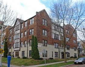 Franklin Hall in Milwaukee, WI - Building Photo - Building Photo