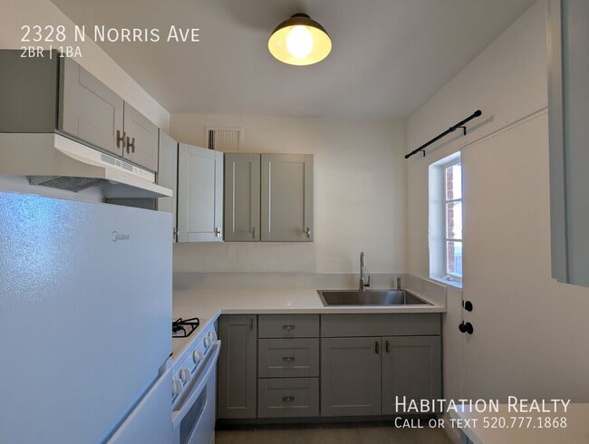 property at 2328 N Norris Ave