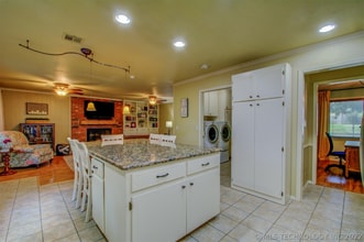 4622 Barlow Dr in Bartlesville, OK - Foto de edificio - Building Photo