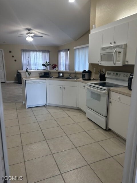 835 Grant Blvd in Lehigh Acres, FL - Foto de edificio - Building Photo
