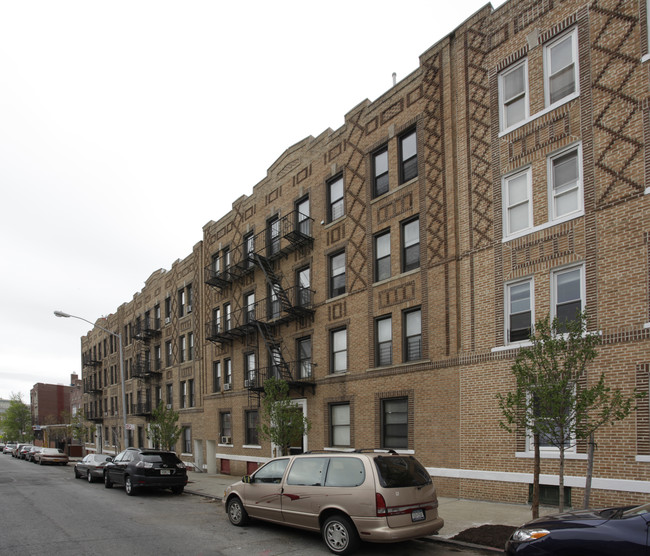 205 30th St in Brooklyn, NY - Foto de edificio - Building Photo