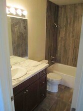 979 S Miller St, Unit 201 in Lakewood, CO - Building Photo - Building Photo