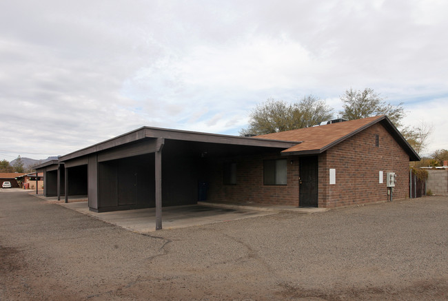 2528-2542 E Lester St in Tucson, AZ - Building Photo - Building Photo