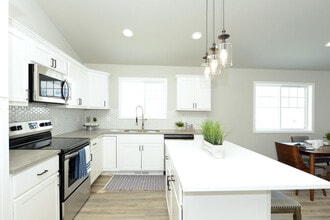 1726 18th St N in Wahpeton, ND - Building Photo - Building Photo