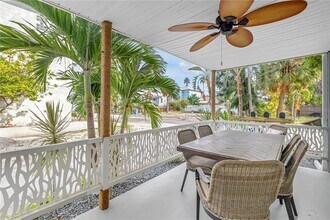 134 86th Terrace in Treasure Island, FL - Building Photo - Building Photo