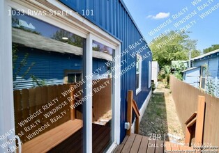 1033 Rivas St in San Antonio, TX - Building Photo - Building Photo