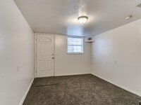 420 W Daws St photo'