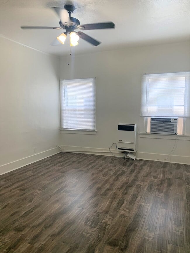 property at 131 S Ave 63