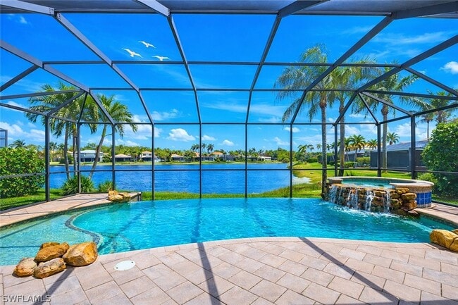 12730 Aviano Dr in Naples, FL - Building Photo - Building Photo