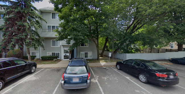 148 North Beacon St, Unit A1 in Boston, MA - Building Photo - Building Photo