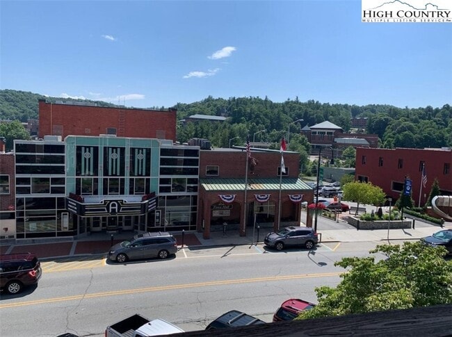 116 Grand Blvd in Boone, NC - Building Photo - Building Photo