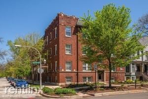 3007 N Clifton Ave in Chicago, IL - Building Photo