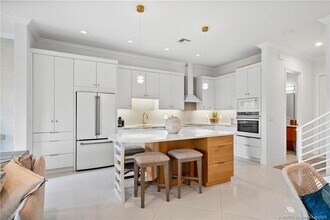 521 SW Ocean Blvd in Stuart, FL - Building Photo - Building Photo