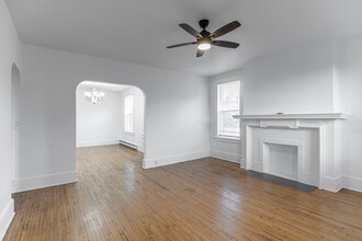 Altadena Apartments in Spokane, WA - Foto de edificio - Interior Photo