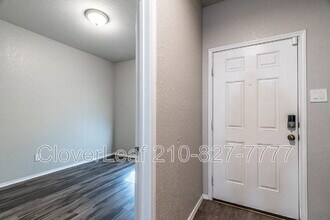7415 Marina Del Rey in Converse, TX - Building Photo - Building Photo