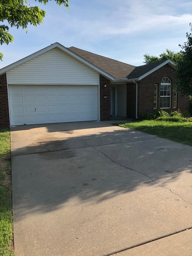 property at 2316 SW Morris St