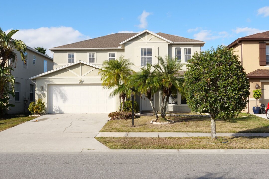 2705 Amanda Kay Way in Kissimmee, FL - Building Photo