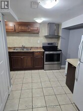 3856 Passway Rd in Mississauga, ON - Building Photo - Building Photo