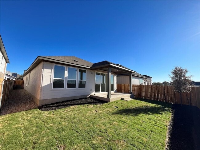 401 Darley Oak Dr in Dripping Springs, TX - Building Photo - Building Photo